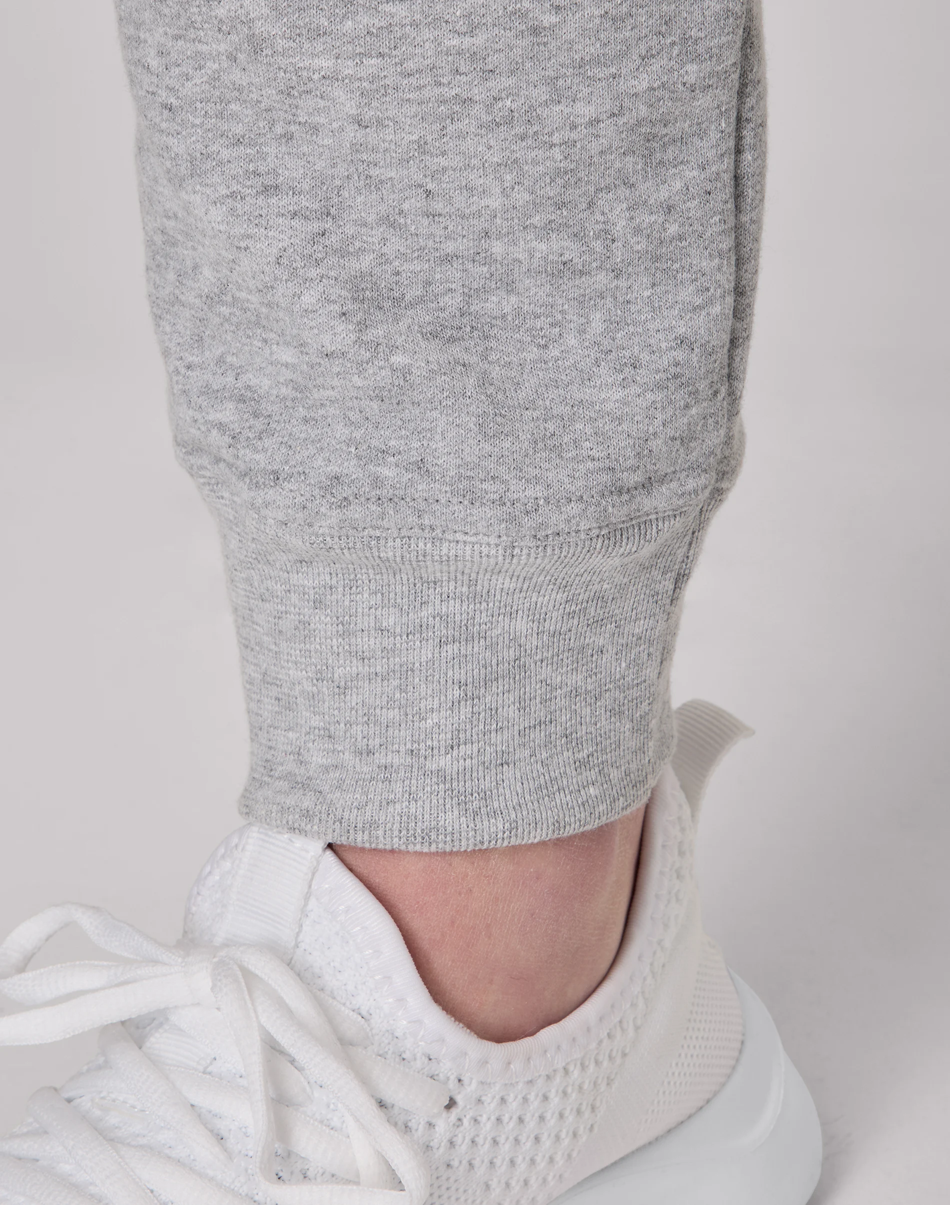 Hanes EcoSmart Women's Fleece Joggers, 29" #4F38 4 Hanes EcoSmart Women's Fleece Joggers, 29" #4F38