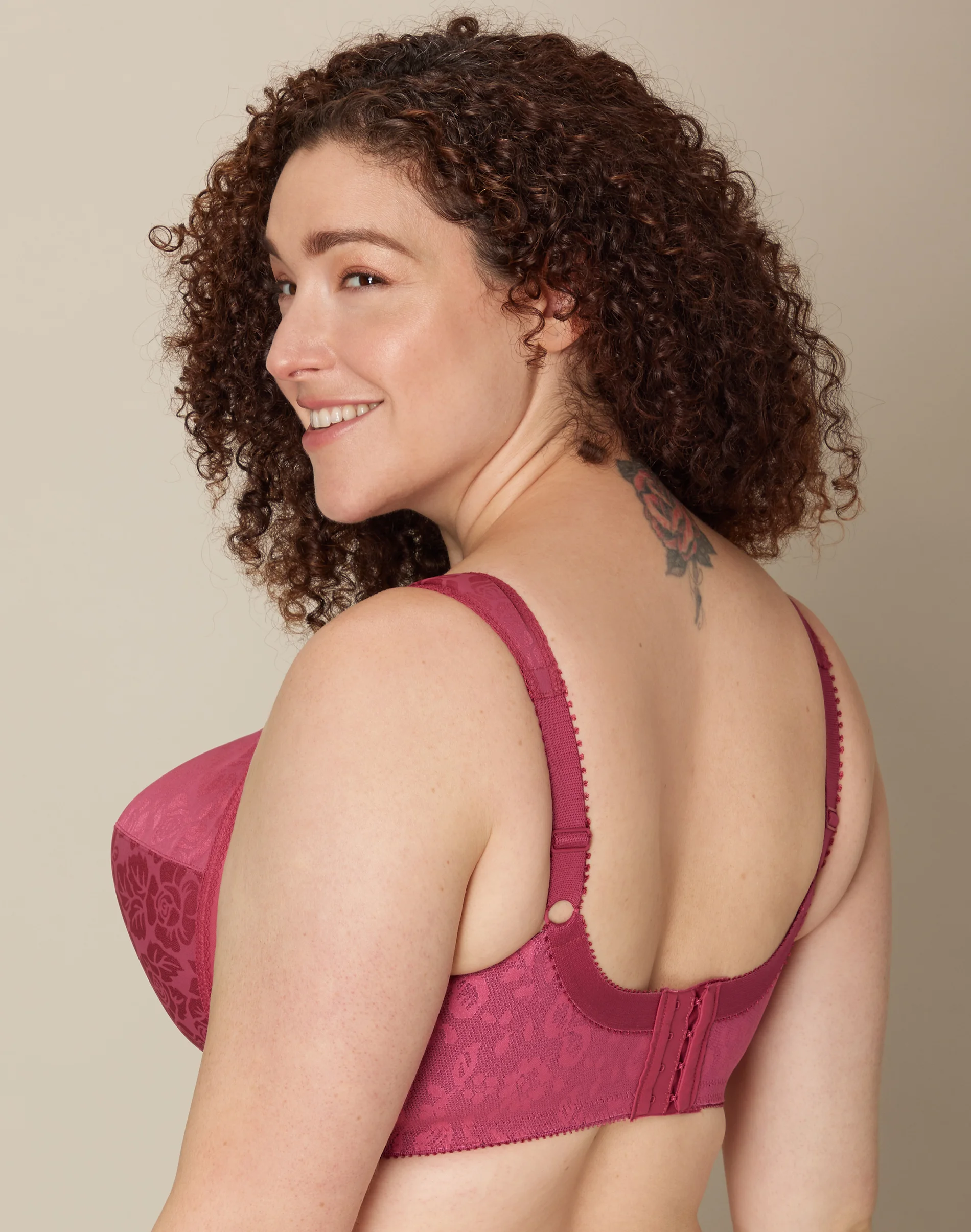 Playtex 18 Hour Ultimate Shoulder Comfort Wireless Bra #US4693