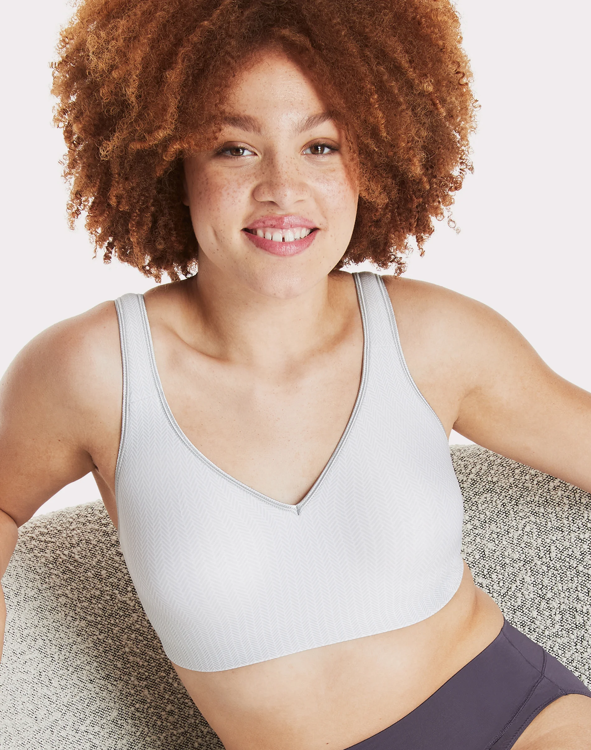 Hanes Comfort Evolution Women’s Wireless T-Shirt Bra with SmoothTec Band #MHW796