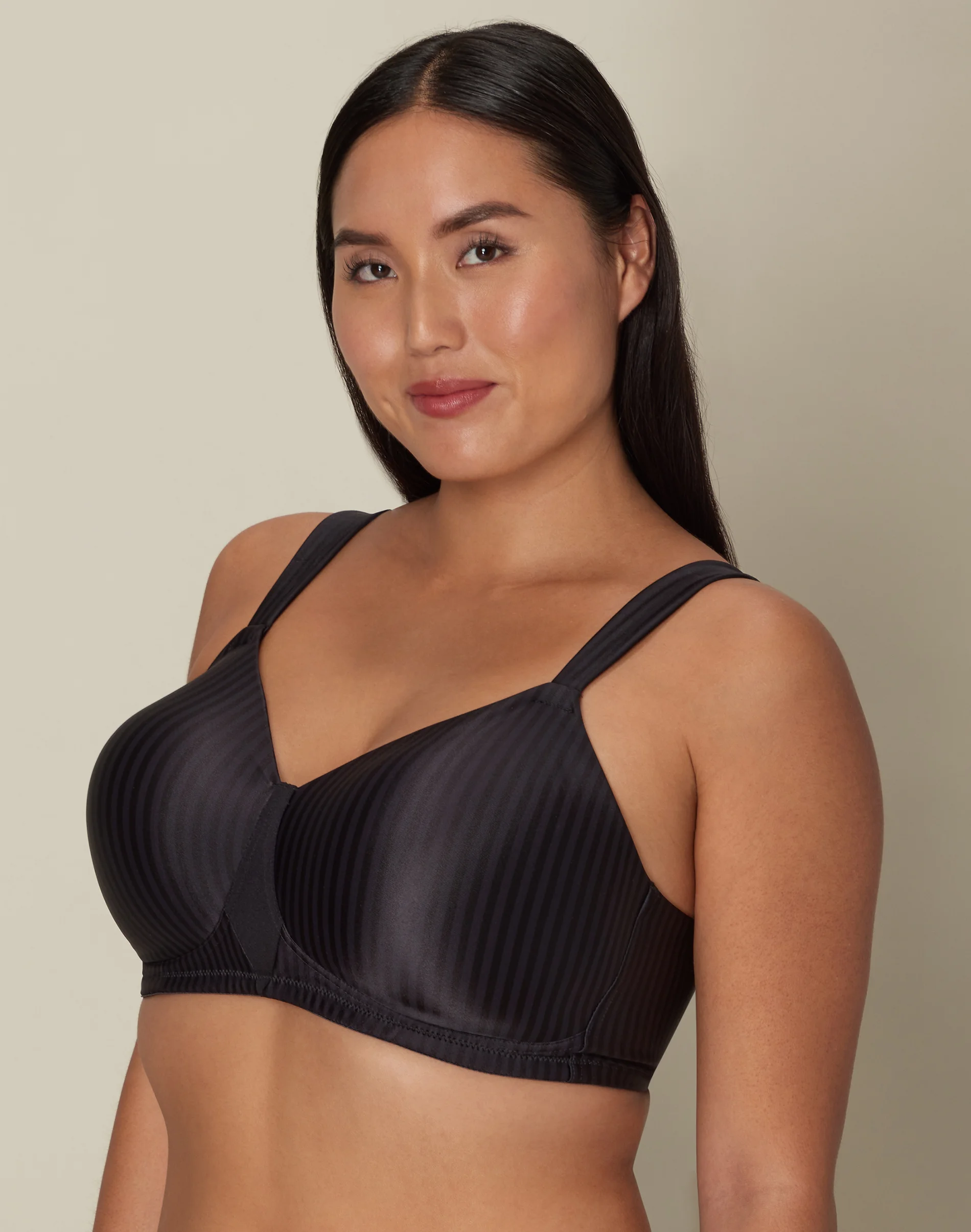Playtex Secrets Perfectly Smooth Wireless Bra #US4707
